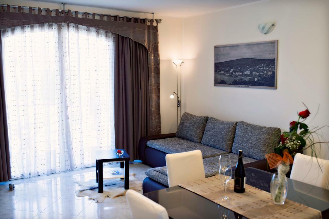 Apartmani Fortuna Zlarin Exterior foto